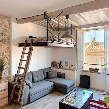 The Massena - Hypercentre - Ac - Old Town Apartament *